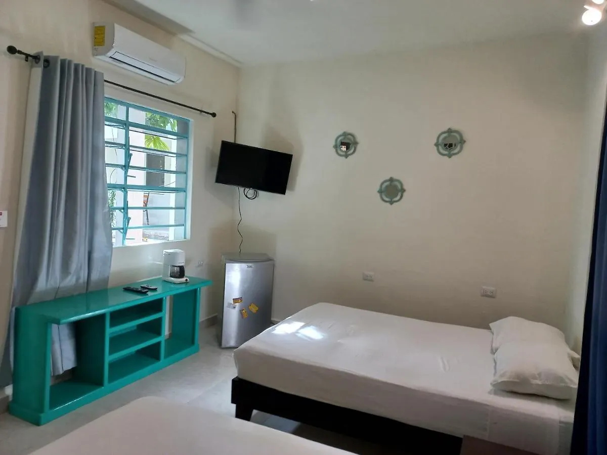מלון קוזומל Bea Rooms And Studios